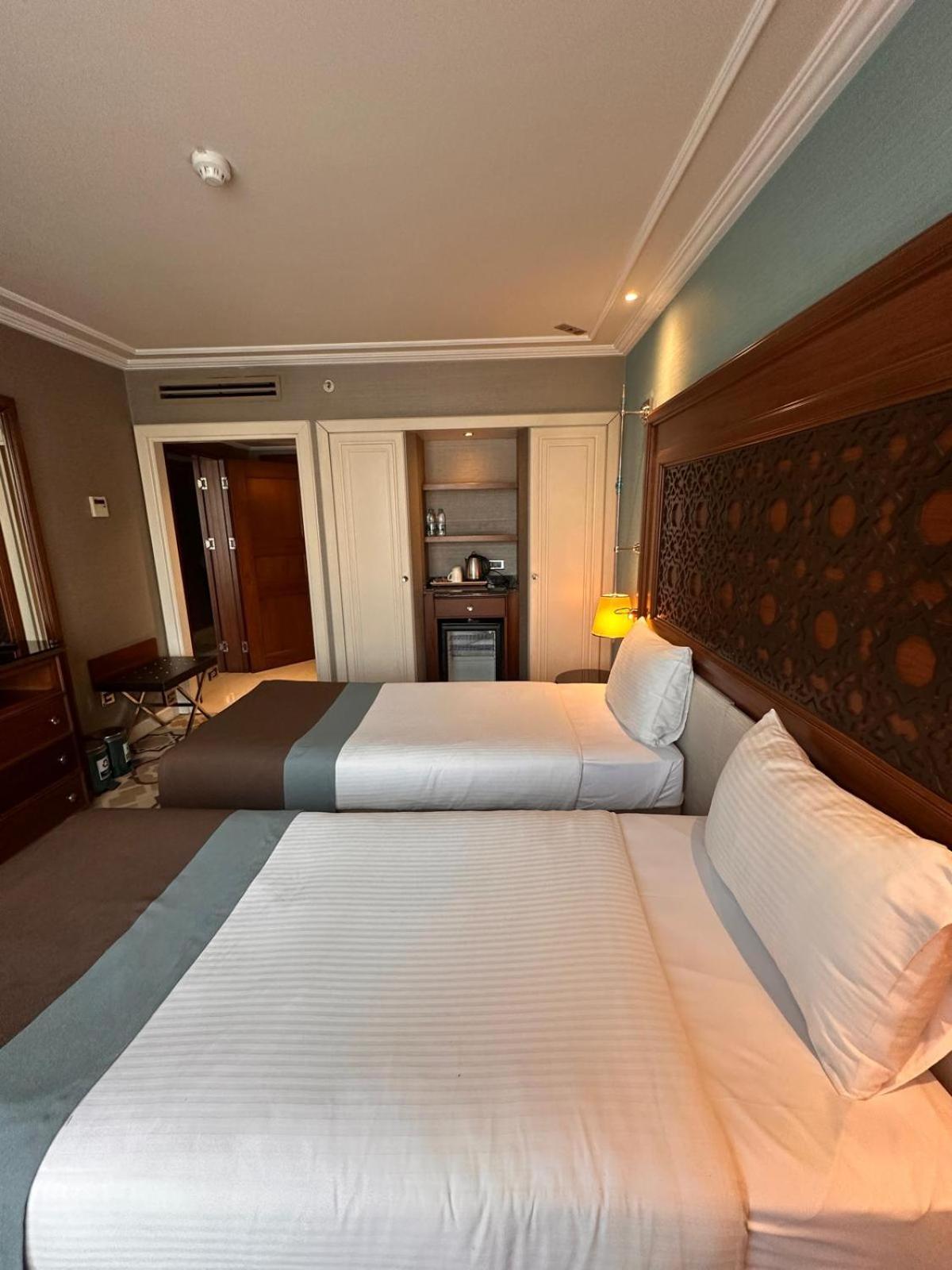 Grand Durmaz Hotel Istanbul Bagian luar foto